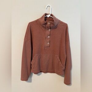 REÍ Women's Red Pullover Sweater